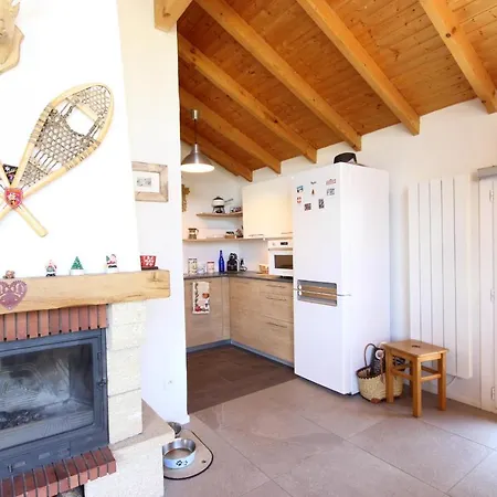Montalbert 50m Des Pistes Chalet